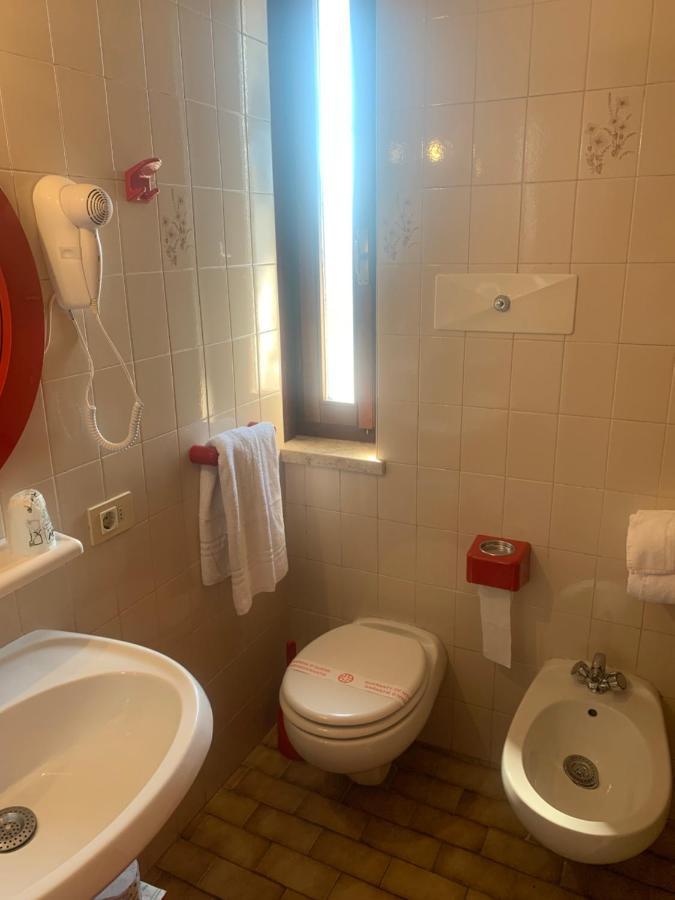 Hotel Santa Maria - Bardolino Town Center エクステリア 写真