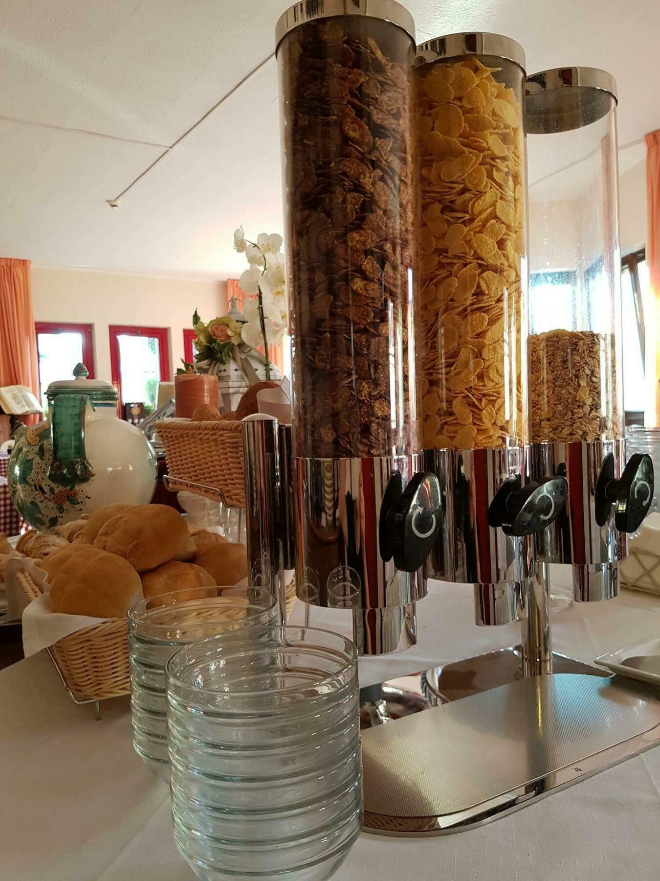 Hotel Santa Maria - Bardolino Town Center エクステリア 写真